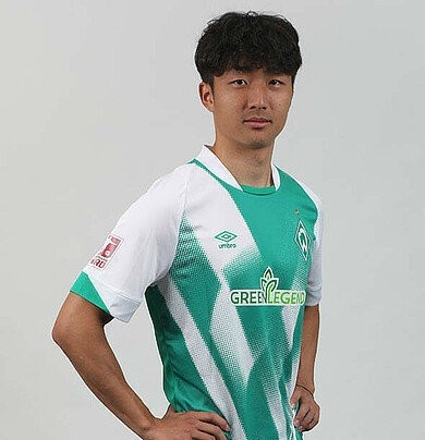 第78分钟替补登场，李贤成上演不莱梅U23队生涯首秀