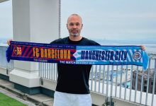 【乐玩LEWIN】心系老东家！伊涅斯塔晒巴萨曼城慈善赛助威围巾-乐玩真人线上娱乐