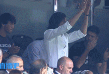 【乐玩LEWIN】认识认识新队友，卡瓦尼现身瓦伦西亚看台观赛-乐玩真人线上娱乐