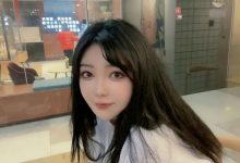 【乐玩LEWIN】斗鱼写真一姐刘飞儿直播突遇执法人员斗鱼写真一姐刘飞儿直播突遇执法人员，自爆：来抓自...-乐玩真人线上娱乐