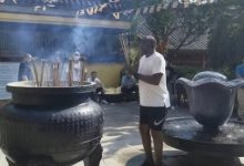 【乐玩LEWIN】京媒:国安主帅斯坦利积极了解中国文化,赴寺院祈福学上香-乐玩真人线上娱乐