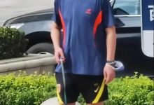 【乐玩LEWIN】网传济南球迷近日偶遇李霄鹏遛狗:身着国足训练短裤-乐玩真人线上娱乐