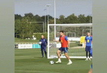 【乐玩LEWIN】航母也秀操作？马奎尔训练大秀NO LOOK PASS，妙传格拉利什破门-乐玩真人线上娱乐