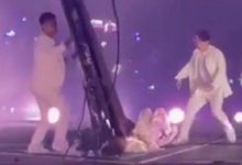 【乐玩LEWIN】突发！香港男团MIRROR演唱会舞者被跌落屏幕砸伤-乐玩真人线上娱乐