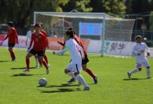 【乐玩LEWIN】澎湃：参加中青赛的17岁女孩们，未来学习还是踢球仍是道选择题-乐玩真人线上娱乐