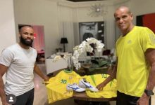 【乐玩LEWIN】大摩托牵线,于大宝获赠偶像里瓦尔多签名球衣、球鞋-乐玩真人线上娱乐