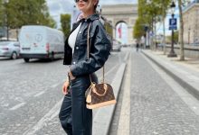 【乐玩LEWIN】拉菲尼亚沉迷与爱犬?玩耍,?妻子吐槽:小三竟是我自己?-乐玩真人线上娱乐