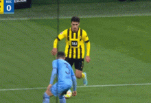 【乐玩LEWIN】体育精神！雷纳突入禁区摔倒示意裁判没有犯规，随后VAR取消点球-乐玩真人线上娱乐