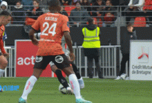 【乐玩LEWIN】桑巴足球~内马尔连续精彩过人后送出直塞-乐玩真人线上娱乐