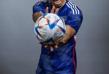 【乐玩LEWIN】老二次元了呀！长友佑都拍摄世界杯定妆照，秀龟派气功姿势-乐玩真人线上娱乐