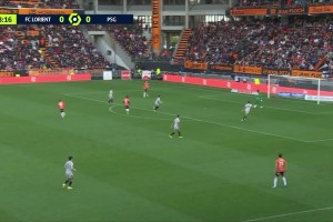 法甲-内马尔传射&赛季15球12助攻 巴黎2-1洛里昂6连胜