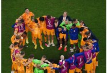 【乐玩LEWIN】德佩社媒晒荷兰集体照:未来会给予我们更多,团结在一起-乐玩真人线上娱乐