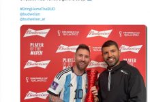 【乐玩LEWIN】阿圭罗社媒晒与梅西合照：很高兴能给你颁奖，我爱你！-乐玩真人线上娱乐