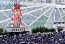 【乐玩LEWIN】鸟叔演唱会工作人员高空坠亡 系拆除舞台装置滑倒-乐玩真人线上娱乐