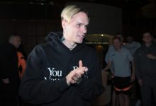 【乐玩LEWIN】常回家看看 ?穆德里克回矿工告别,与众人一起拍下大合照-乐玩真人线上娱乐