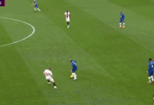 【乐玩LEWIN】?不给?球被对手拿起防快发,恩佐身后摸出“偷鸡”成功将球拍掉-乐玩真人线上娱乐