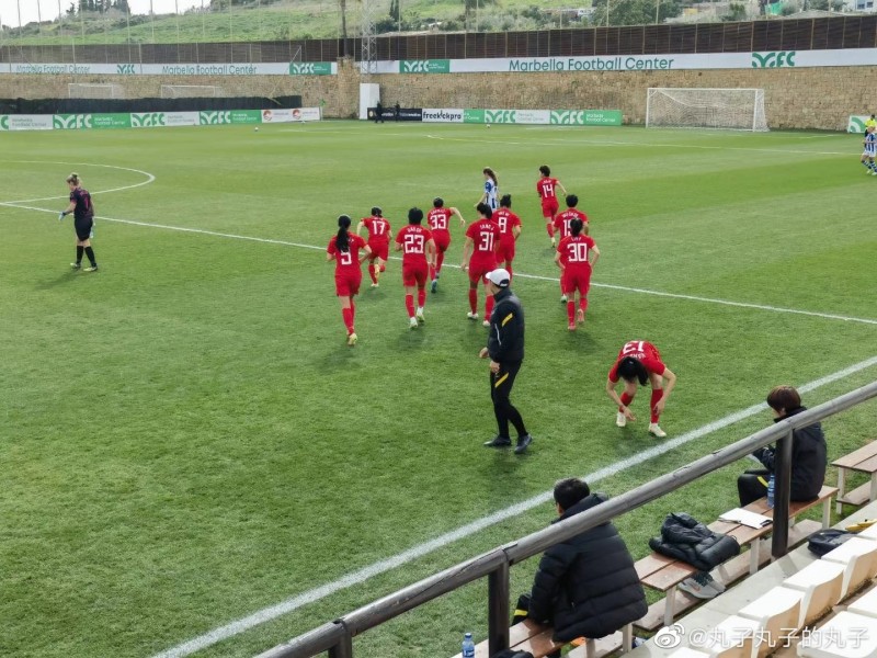 多点开花，中国女足热身赛4-0大胜西甲韦尔瓦女足