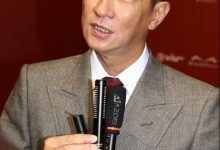 【乐玩LEWIN】张家辉称关咏荷已为弟弟办妥后事 心情平复不会再提-乐玩真人线上娱乐