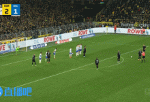 【乐玩LEWIN】?精彩!罗伊斯任意球直接破门,皮球下坠飞入球网-乐玩真人线上娱乐