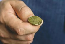 【EV扑克】教学：这种牌面两家ALL IN，顶对还要继续游戏吗？-乐玩真人线上娱乐