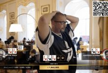 【EV扑克】好惨一老哥！QQ撞KK 一手牌损失近80万美金！-乐玩真人线上娱乐