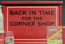 【乐玩LEWIN】2020纪录《穿越时光的街角商店》 HD720P 迅雷下载-乐玩真人线上娱乐