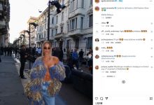 【乐玩LEWIN】健美型性感！米利克女友出席时装秀——健美身材令人艳羡?-乐玩真人线上娱乐