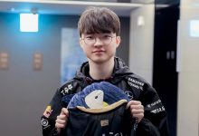 【乐玩LEWIN】T1官博晒Faker与NRG中单交换队服返图：Faker的经典好人卡-乐玩真人线上娱乐