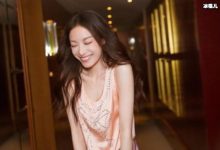 【乐玩LEWIN】倪妮女神黑衣亮相金鸡奖颁奖典礼，笑容靓丽获得黑天鹅的美称-乐玩真人线上娱乐