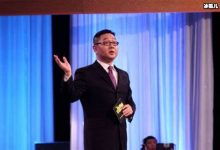 【乐玩LEWIN】张绍刚发视频动态了内容却让人哭笑不得，叮嘱学生勿忘毕业典礼-乐玩真人线上娱乐