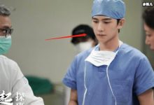 【乐玩LEWIN】杨阳洋教双胞胎妹妹做热身运动,太过认真把拖鞋甩掉-乐玩真人线上娱乐