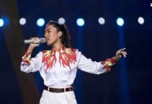 【乐玩LEWIN】徐佳莹在《歌手当打之年》舞台上演唱歌曲《言不由衷》，感动众人-乐玩真人线上娱乐