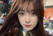 【乐玩LEWIN】好身体啊！小钰晒照：冬日光腿勇士出门 我的评价是 也不太冷啊-乐玩真人线上娱乐