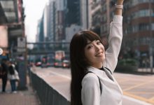 【乐玩LEWIN】管泽元&余霜蜜月旅行第一天:到达中国香港 齐刘海霜姐太有韵味咧~-乐玩真人线上娱乐