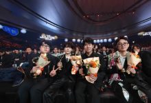 【乐玩LEWIN】LPL选手官方分享微博之夜返图:Bin/刘青松/GALA手捧鲜花表情腼腆-乐玩真人线上娱乐