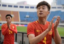 【乐玩LEWIN】体坛周报记者：停球传球给我看吐，都踢了这么久怎能慌成这样-乐玩真人线上娱乐