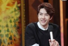 【乐玩LEWIN】王一博现身晚会现场诠释极美《青春》，网友：说到粉丝心里去了-乐玩真人线上娱乐