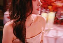 【乐玩LEWIN】国家花样游泳队运动员现场为LNG加油：LOL果然是盛产帅哥的地方-乐玩真人线上娱乐