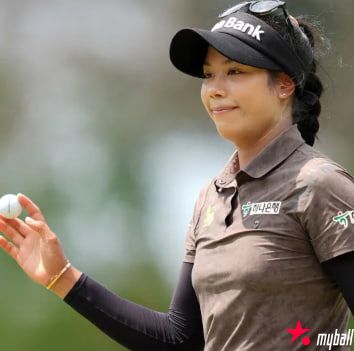 大发体育-塔瓦塔纳基特领先三分进入泰国LPGA决赛,大发助力你的致富之路!