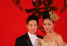 【乐玩LEWIN】杨威一家五口甜蜜送祝福,双胞胎女儿古灵精怪-乐玩真人线上娱乐