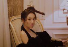 【乐玩LEWIN】吴倩身穿黄色西服亮相机场,造型唯美让大家惊喜不已-乐玩真人线上娱乐