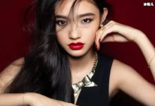 【乐玩LEWIN】网友在机场偶遇林允，穿着朴素毫无偶像包袱买面包牛奶充饥-乐玩真人线上娱乐