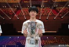 【乐玩LEWIN】ON晒夺冠亲吻奖杯照片并配文:开心开心开心开心-乐玩真人线上娱乐