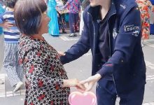 【乐玩LEWIN】撩完大爷撩大妈?G2官方分享:教练和大妈跳交际舞-乐玩真人线上娱乐