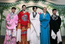 【乐玩LEWIN】G2晒选手变装戏服照片并配文:兔宝最爱的换装小游戏环节-乐玩真人线上娱乐