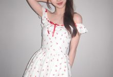 【乐玩LEWIN】顶级纯欲!阿芙晒照:可爱露肩樱桃群 搭配白丝少女感爆炸-乐玩真人线上娱乐