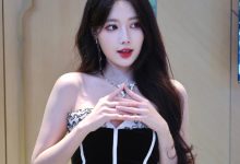 【乐玩LEWIN】美得要我命??永劫主持陈鱼晒照:黑裙礼服彰显白皙皮肤-乐玩真人线上娱乐