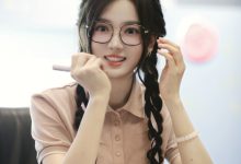 【乐玩LEWIN】八面灵珑!KPL解说灵儿晒照:??-乐玩真人线上娱乐