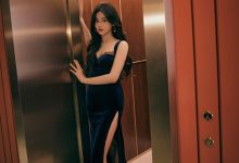 【乐玩LEWIN】写真:杨超越身着蓝色蕾丝抹胸裙,优雅迷人。-乐玩真人线上娱乐