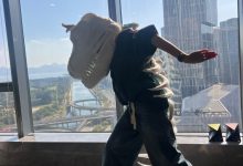 【乐玩LEWIN】好帅的头套!希然晒照:恐龙出击!🦖 rua———-乐玩真人线上娱乐